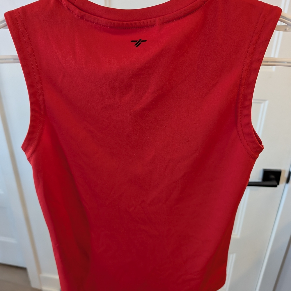 TAG Sleeveless Top - Picture 3 of 3